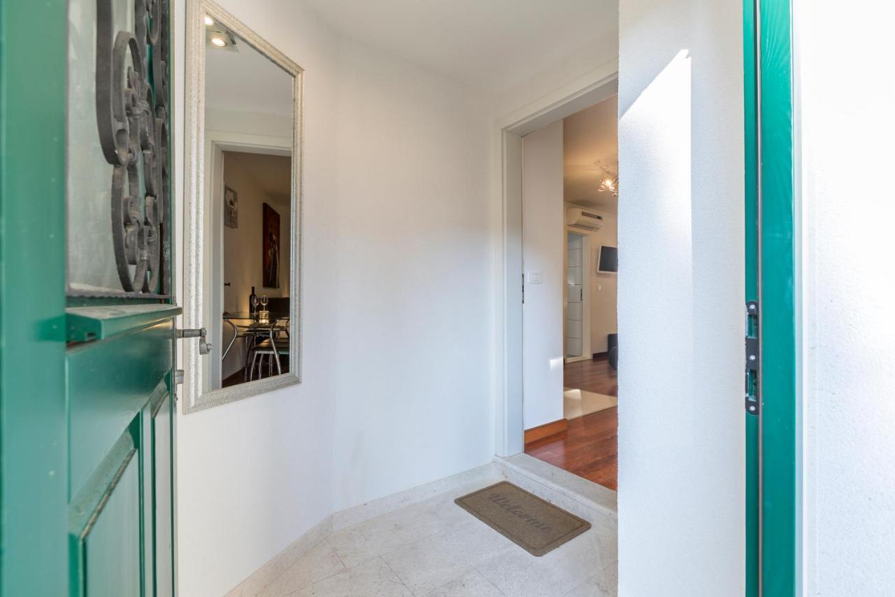 Apartma Tomadi *