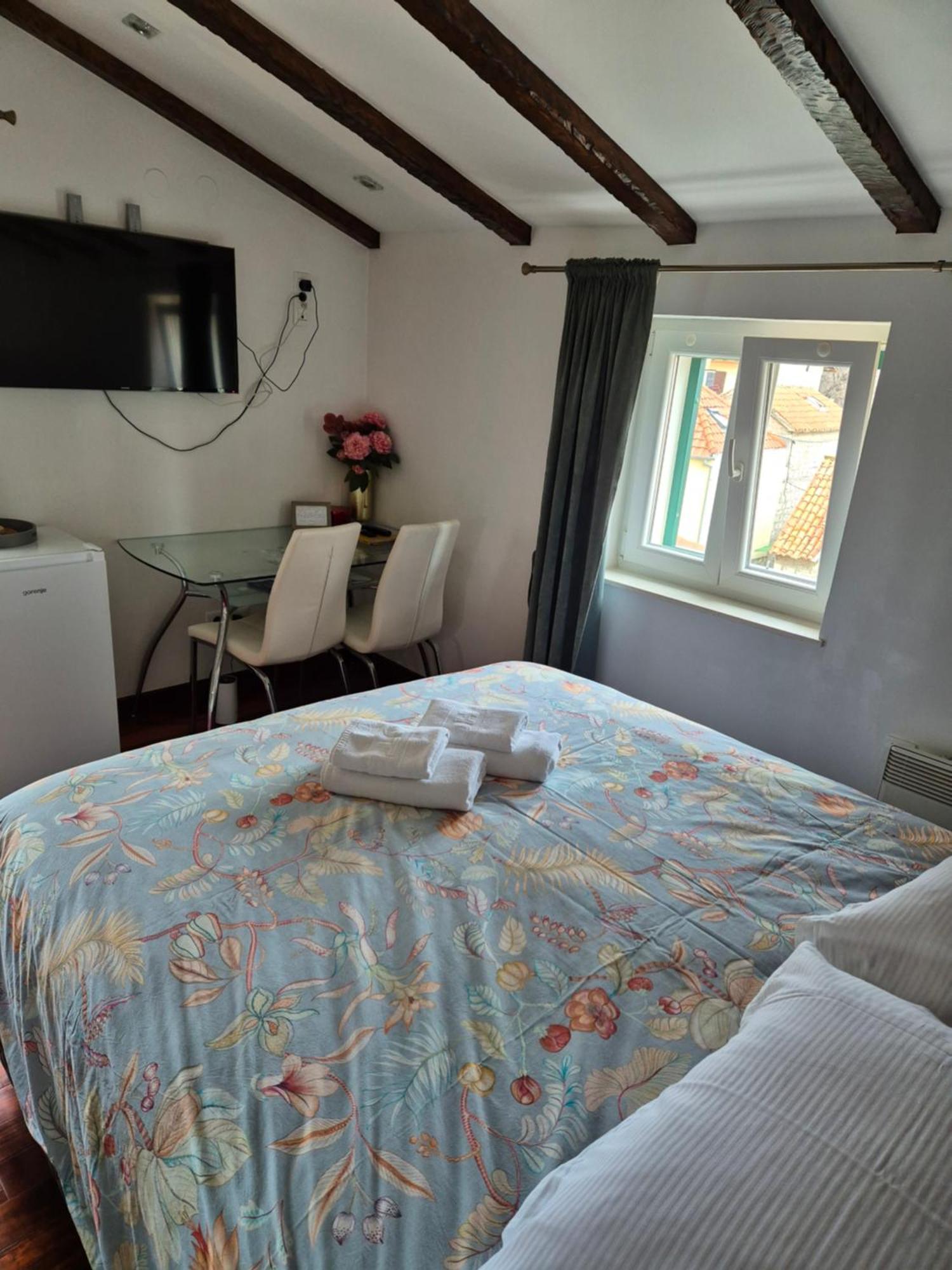 Tomadi Apartma
