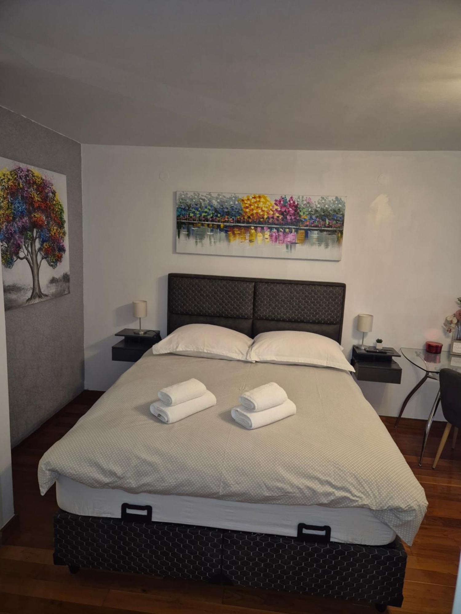 Apartma Tomadi *